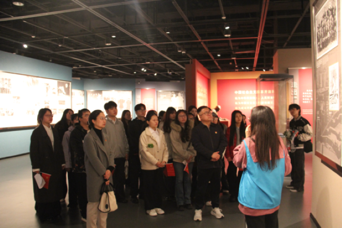 川大图片1.png 川大图片1.png