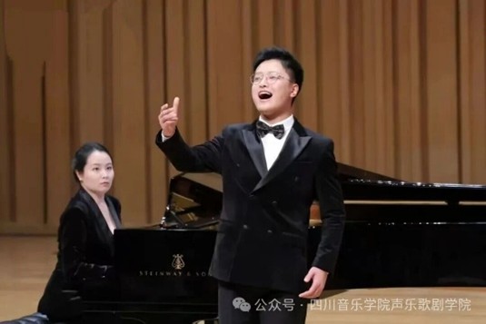 图片35.jpg 图片35.jpg