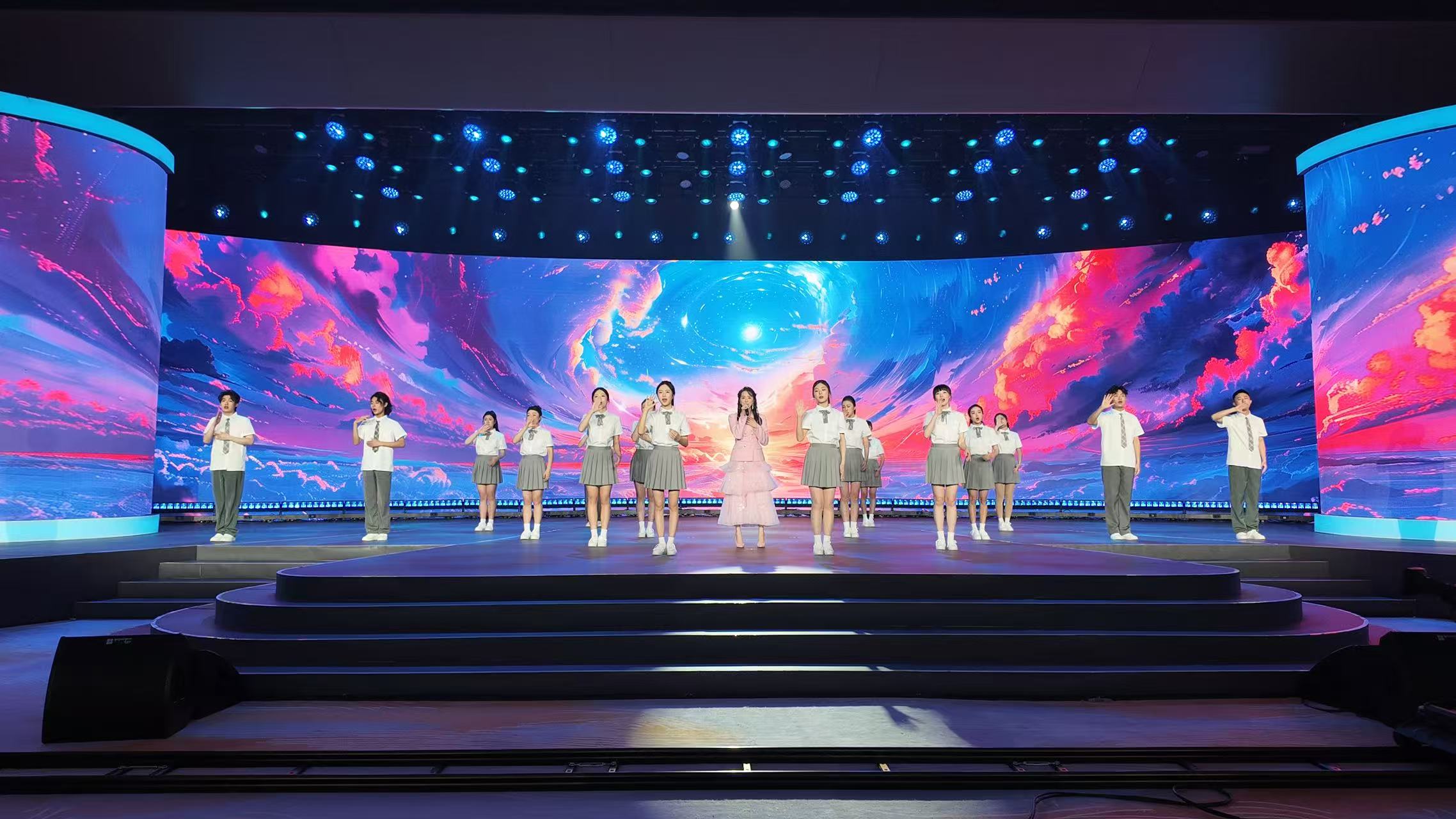 90a94f00a646fe4661d116321bcc5c28.jpg 90a94f00a646fe4661d116321bcc5c28.jpg