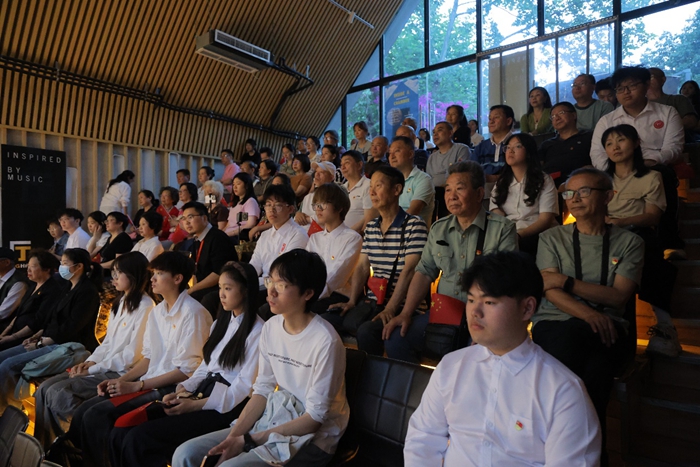 图片2.jpg 图片2.jpg